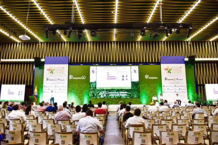 Gran éxito del Congreso de Cultivadores de Palma de Aceite