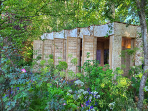 El jardín inteligente de Avanade en exhibición floral de RHS Chelsea 2025.